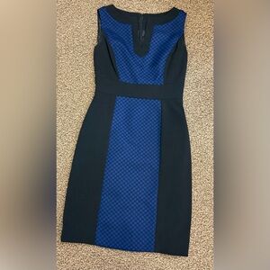 Tahari Elegant Black and Blue Dress. Size 2.